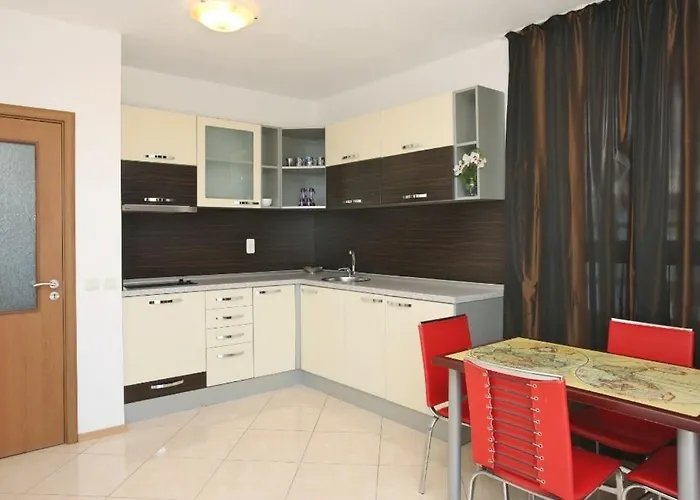 Sofia In Sunny Appartement *