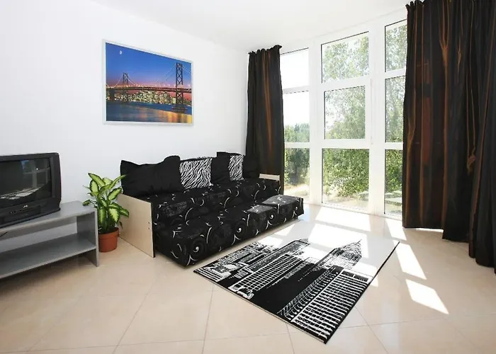 Sofia In Sunny Appartement