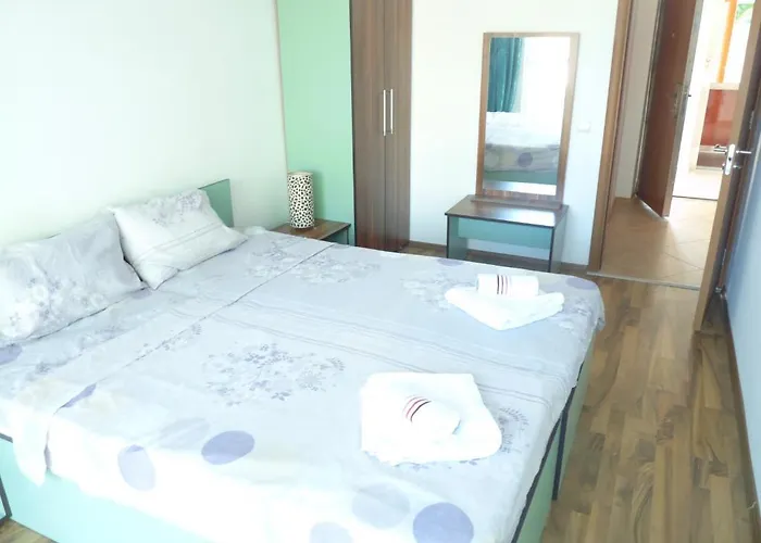 Sofia In Sunny * Slantchev Briag