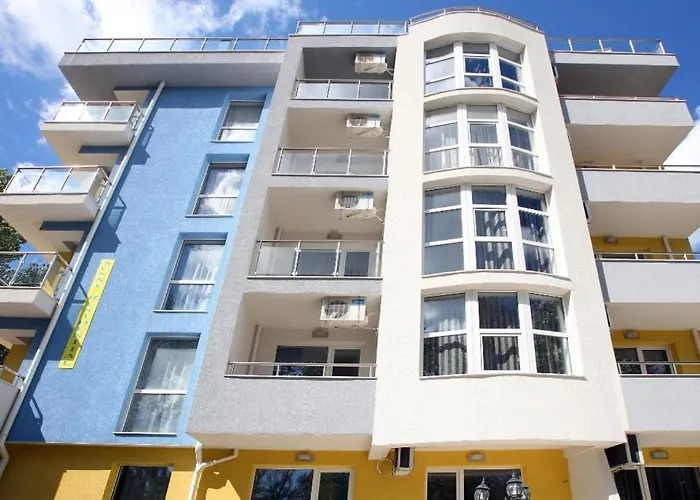 Sofia In Sunny * Slantchev Briag