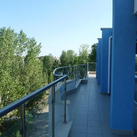 Sofia In Sunny Appartement