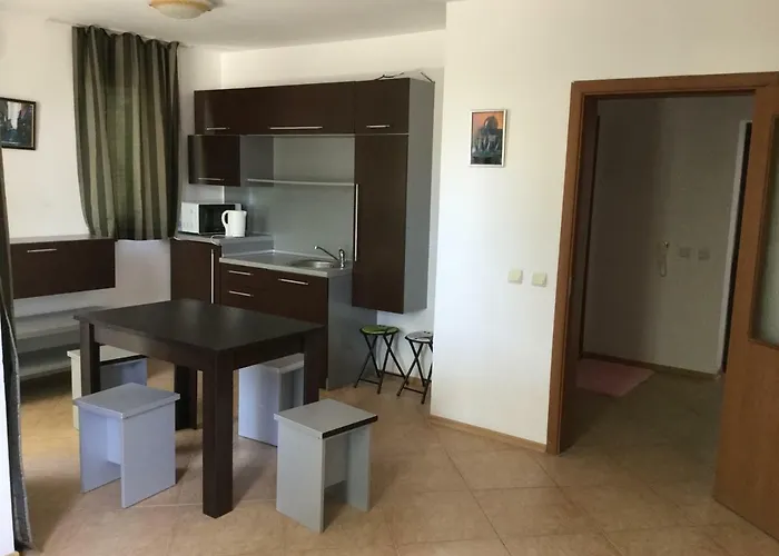 софия в съни резидънс *